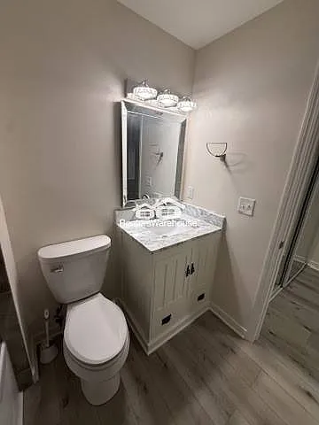 5607 Green Circle Dr #200 — Photo 17
