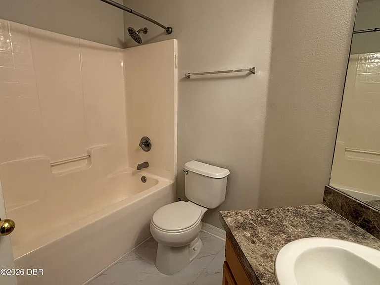35 Rae Dr — Photo 27