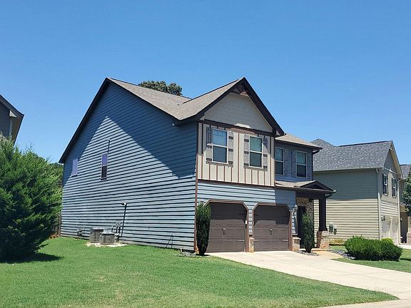 4th image of 253 N Radcliff Way