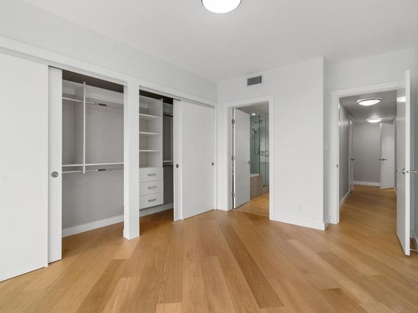 2 bedroom rental in Vancouver — photo 18