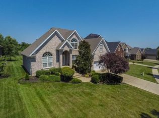 11044 Perwinkle Ln, Louisville, KY 40291