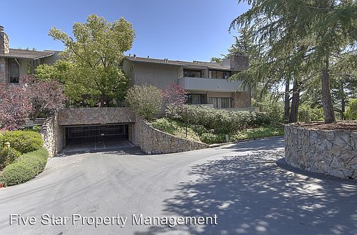 2nd image of 58 Mansion Ct #817