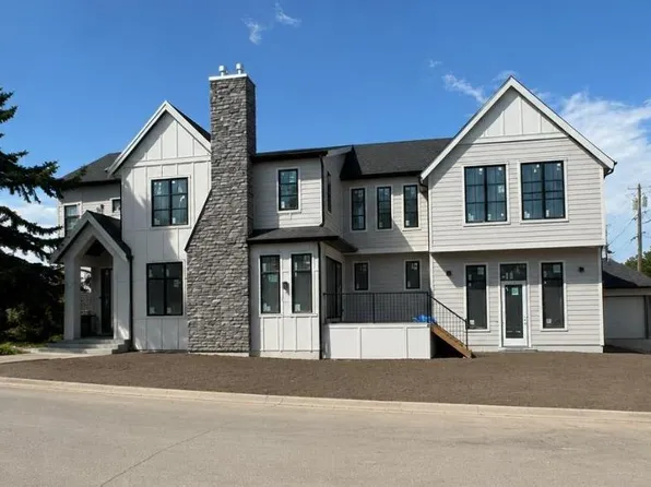 4612 S Grove Hill Rd SW, Calgary, AB T3E 4G1