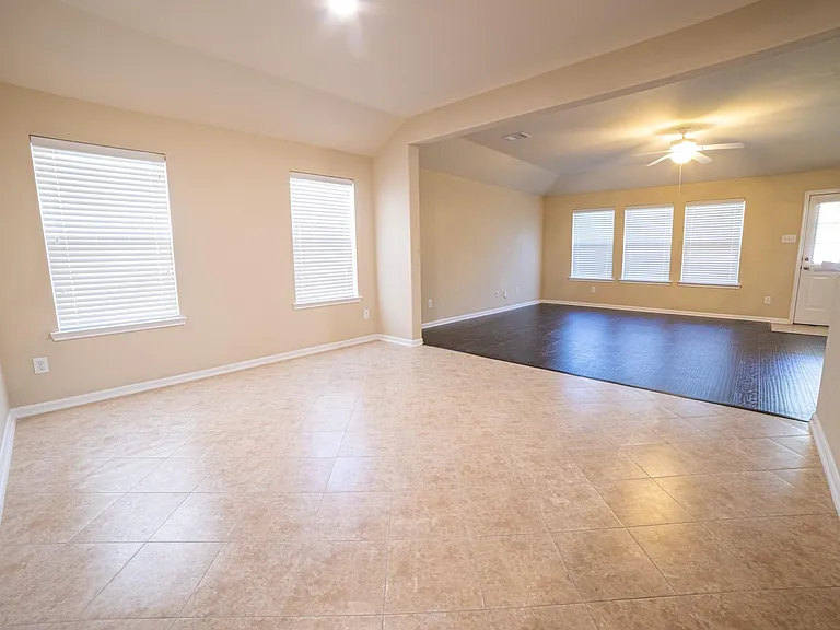 8314 Durham Canyon Ln — Photo 5