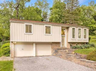 118 Park Ln, Glenshaw, PA 15116