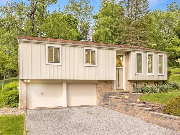 118 Park Ln, Glenshaw, PA 15116