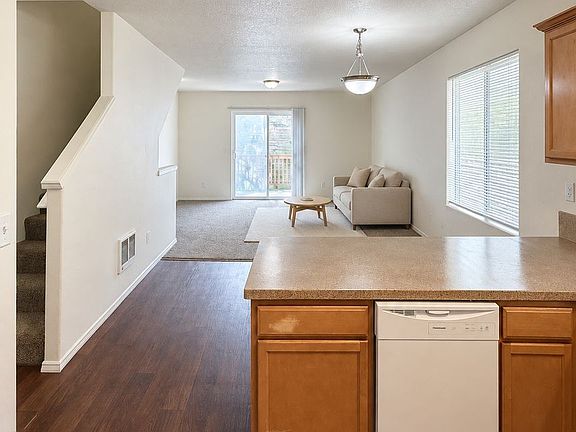 5th image of 12200 SE Ramona St #12232