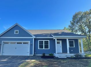 6 Walnut Dr, Dover, NH 03820