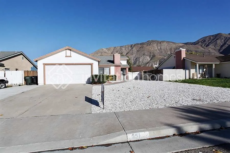 351 Blue Ridge Ln San Jacinto, CA 92583 — Photo 1