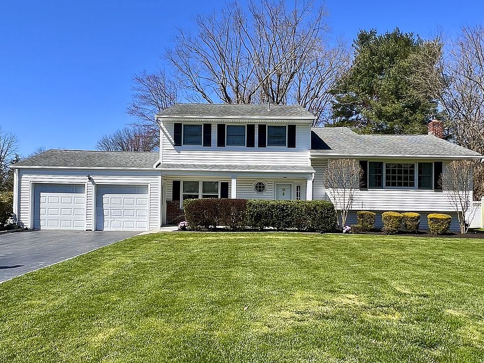 811 Middletown-Lincroft Road