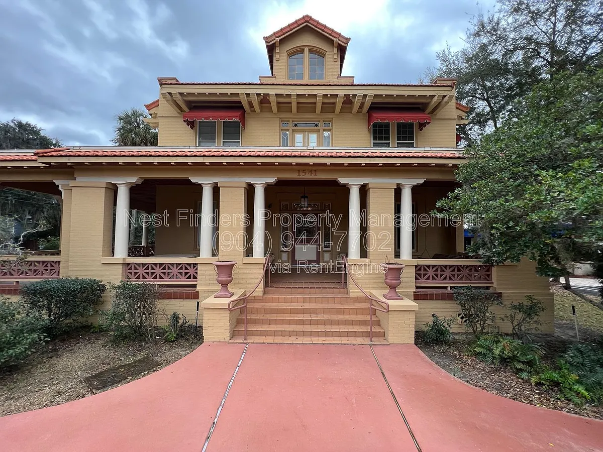 Building Photo - 1541 Riverside Ave #2