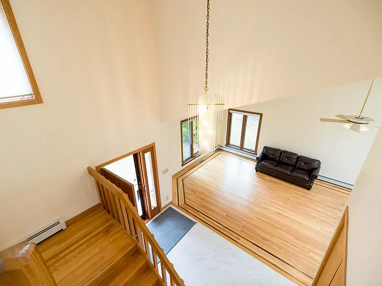 18 Clifford Ave — Photo 20