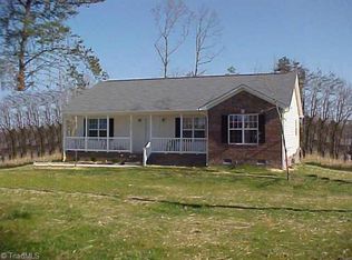 1064 Ball Park, Thomasville, NC 27360