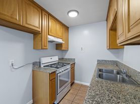 2931 W. 141st Place