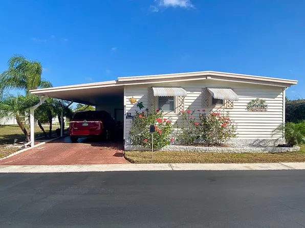 10255 S Lake Dr, Largo, FL 33773