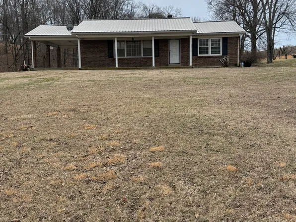 2022 Center Point Rd, Tompkinsville, KY 42167