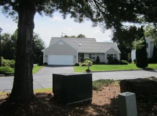 42 Canterbury Rd, Hamden, CT 06514