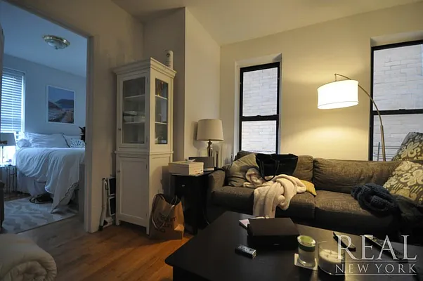 Rented by REAL New York | media 11