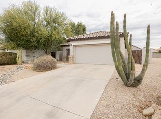 907 S Roanoke St, Gilbert, AZ 85296