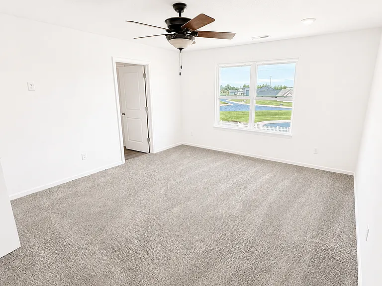 630 Aviation Dr — Photo 11