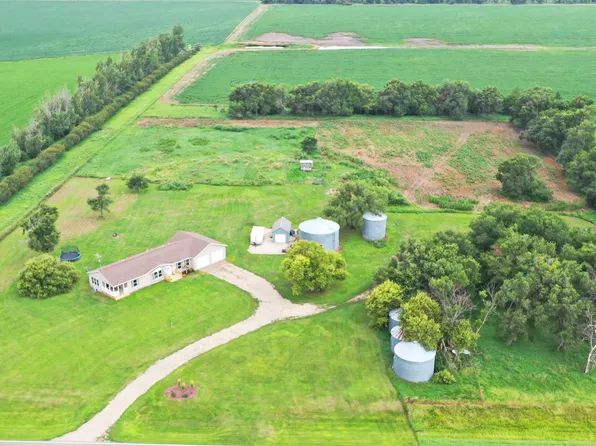 11647 396th Ave, Aberdeen, SD 57433