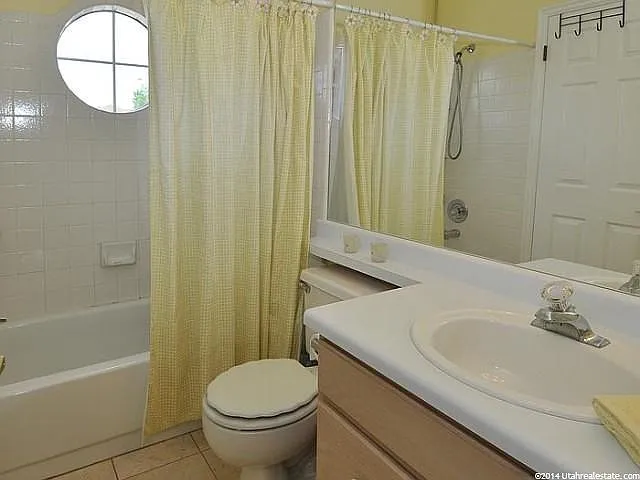 425 E Crown Pointe Dr — Photo 21