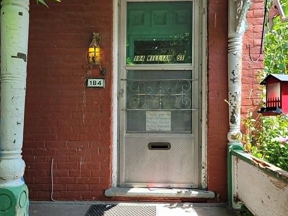 2nd image of 184 William St