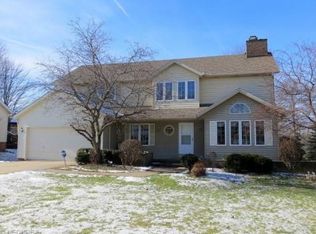 10346 Luman Ln, Twinsburg, OH 44087