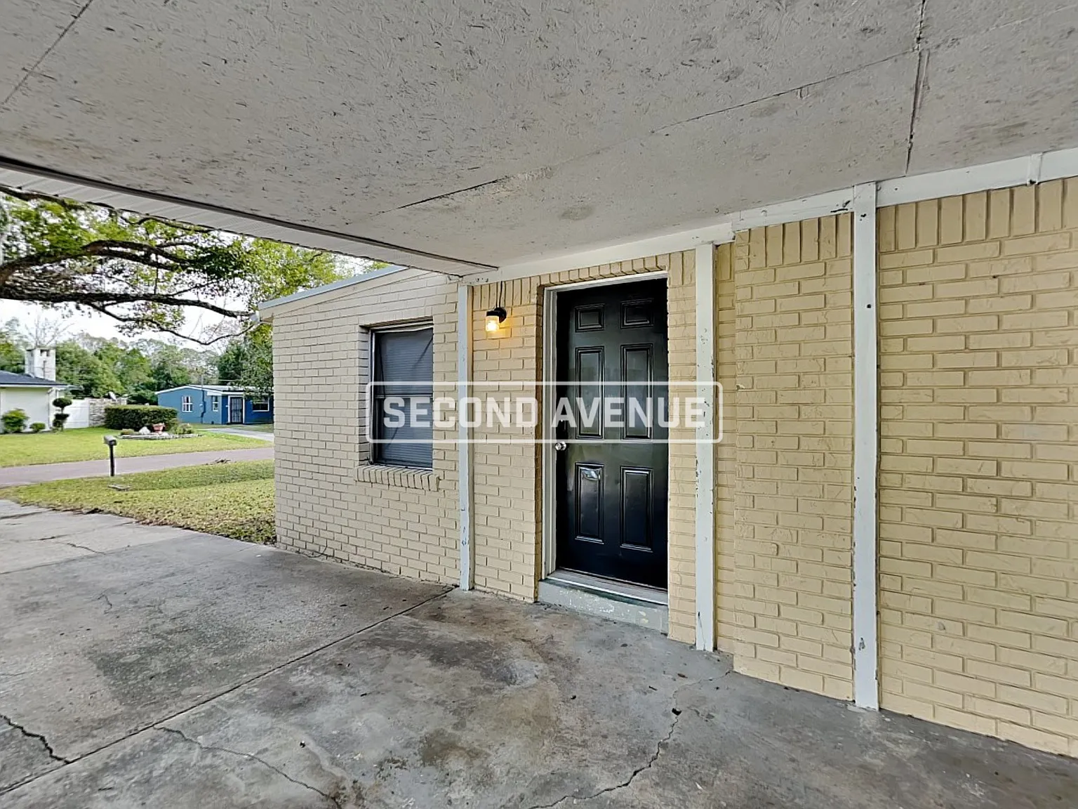3 bed, 1.0 bath, 1336 sqft, $1,228 — Photo 2