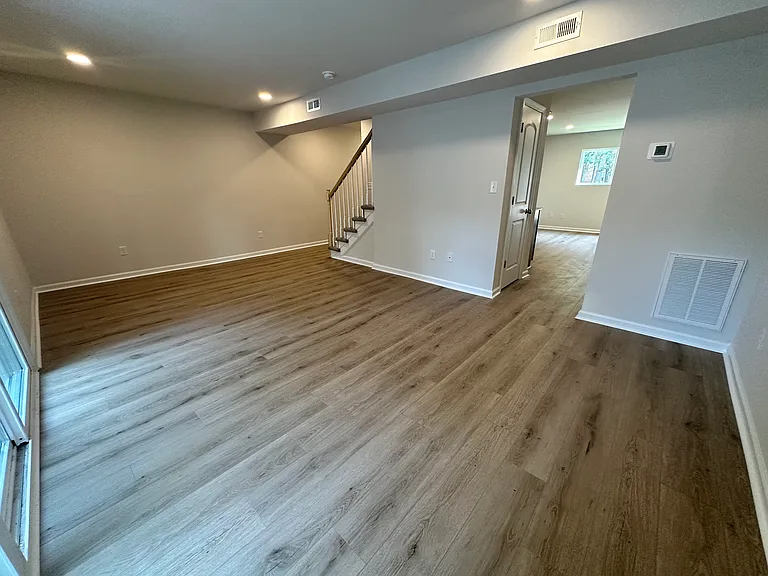 125 Windsor Pines Way #B — Photo 12