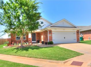 2733 NW 187th Ter, Edmond, OK 73012