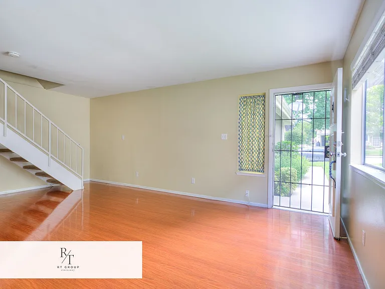2368 Pepper St — Photo 5