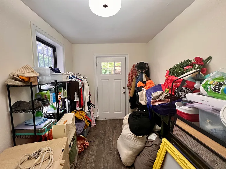 466 Willoughby Ave #1 — Photo 14