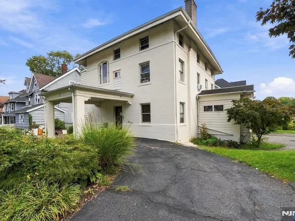 72 Munn Avenue, East Orange, NJ 07017