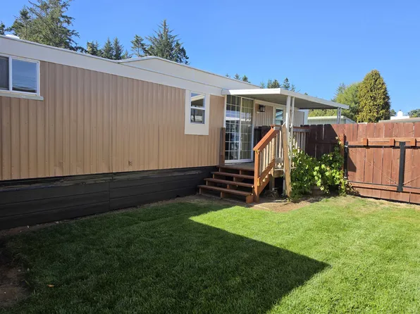 2200 Northcrest Dr Space 10, Crescent City, CA 95531