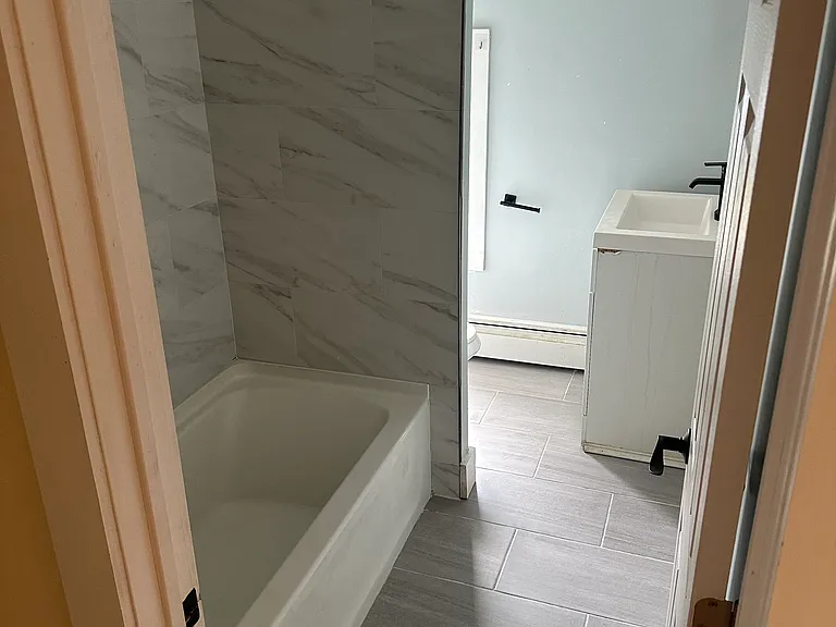 333 Washington St #2 — Photo 1