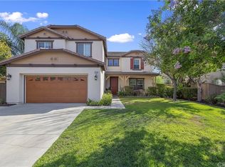 10199 Whitecrown Cir, Corona, CA 92883