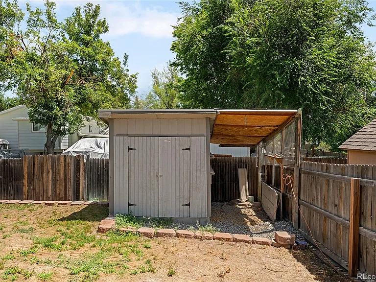 13004 King Cir — Photo 34