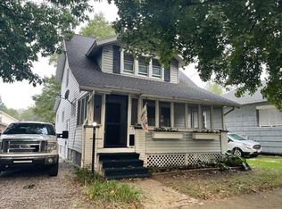 1936 16th St SW, Akron, OH 44314