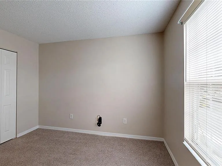 4104 Winding River Way — Photo 17
