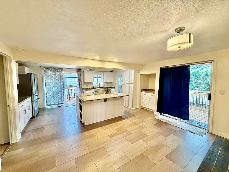 Open kitchen/dining area