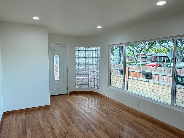 4371 Overland Ave #1 — Photo 1