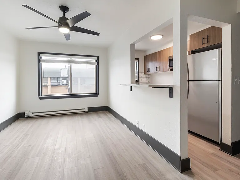 Kensington Apartments — Photo 47