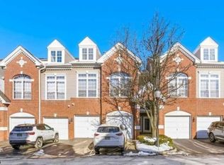 904 Redspire Dr #904, Union, NJ 07083