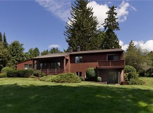 3373 E Lake Rd, Skaneateles, NY 13152