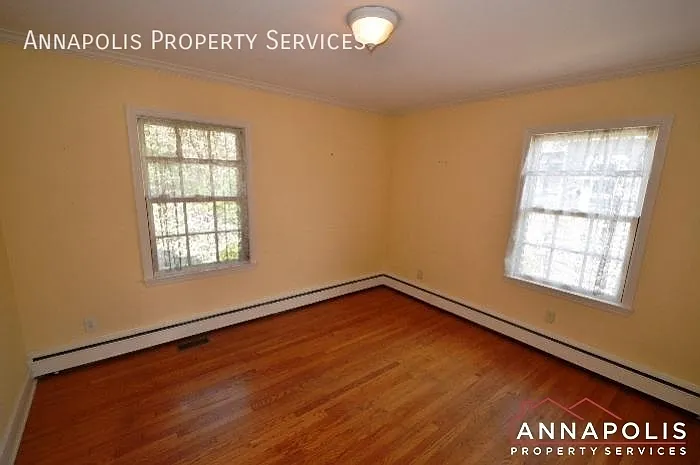 208 Avondale Cir — Photo 12