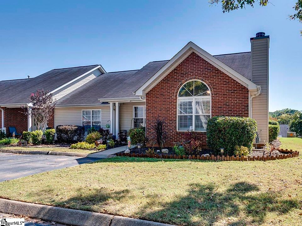 1st image of 306 Woodruff Park Ln