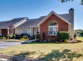 306 Woodruff Park Ln, Simpsonville, SC 29681