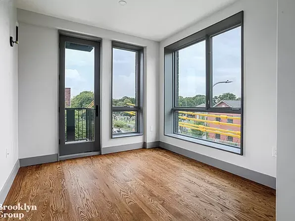 1896 De Kalb Avenue image 7 of 14