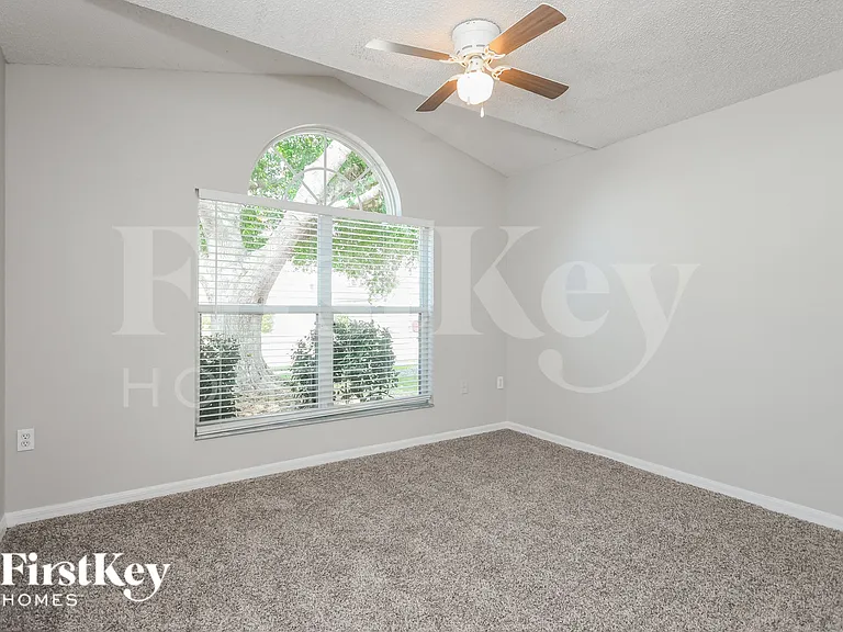 4434 Stone Meadow Dr — Photo 13